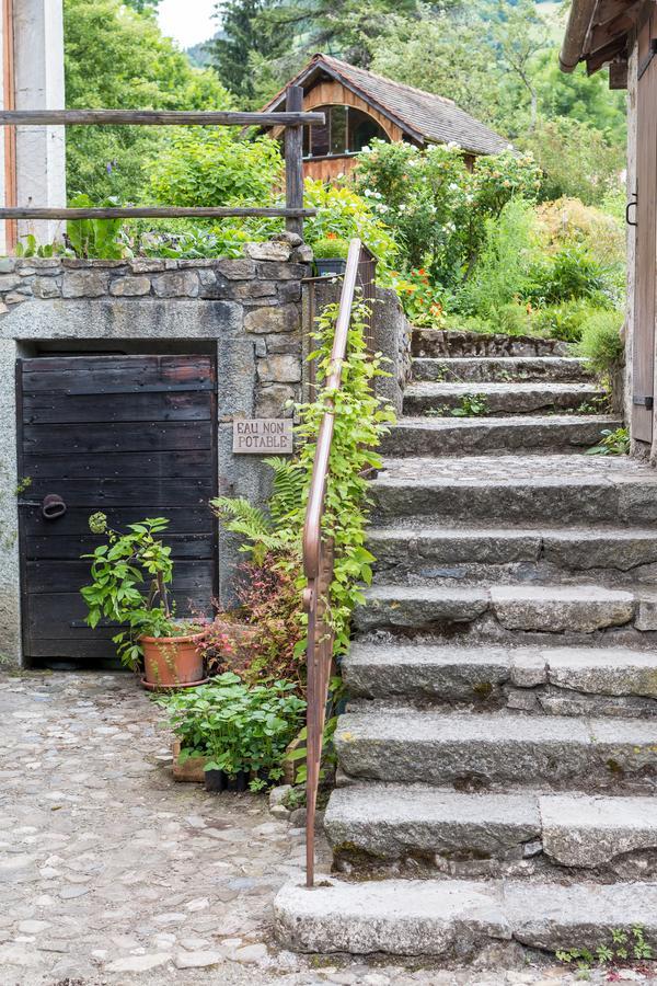 Auberge Le Moulin De Lere Restaurant Frederic Molina 1 Etoile Hotel Vailly Exterior photo